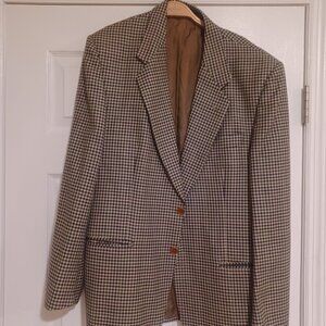 Selling a vintage lebole mens blazer